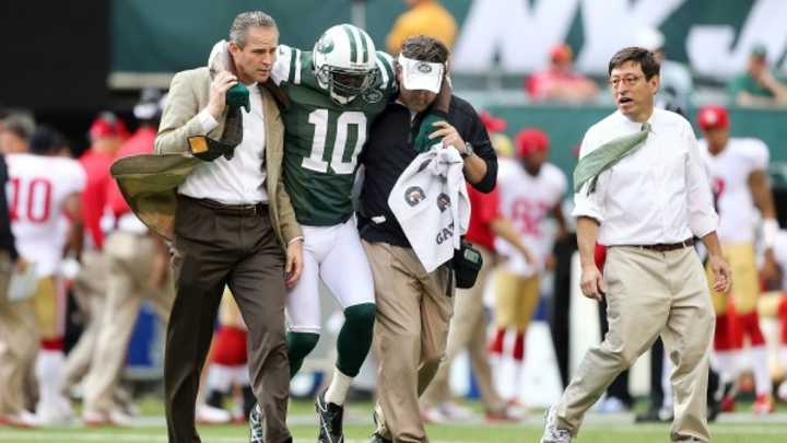Report: New York Jets believe Santonio Holmes may be "milking" injury