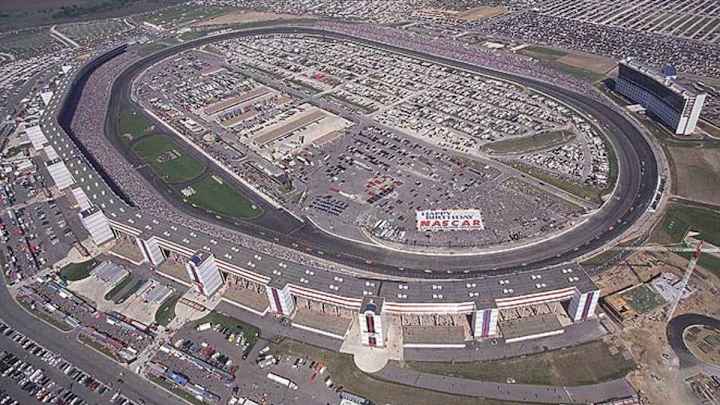 Fan dead after "self-inflicted injury" at Texas Motor Speedway