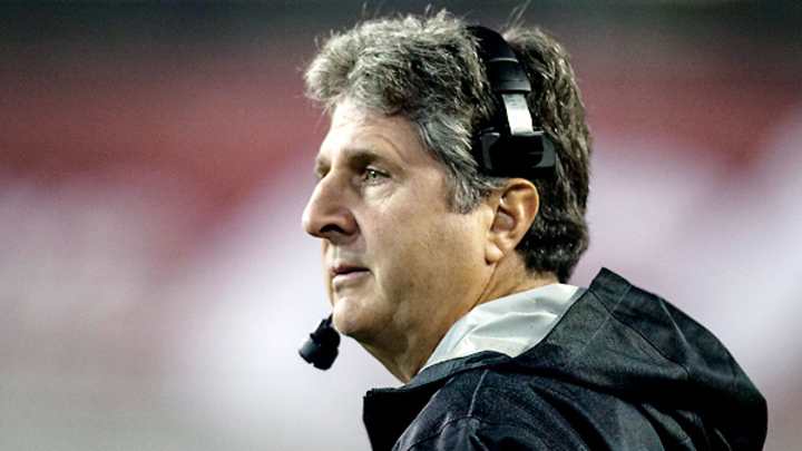 Washington State Cougars extend head coach Mike Leach's contract through 2018