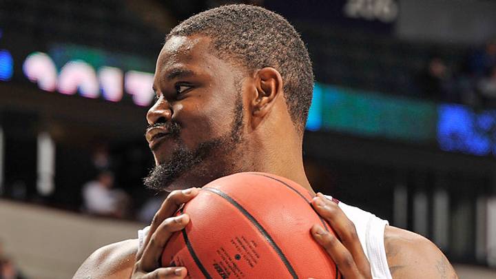 Aggies' Kourtney Roberson treated after heart rate issue Aggies' Kourtney Roberson treated after heart rate issue