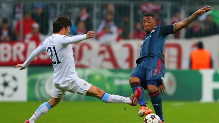 Jerome Boateng signs extension with Bayern through 2018