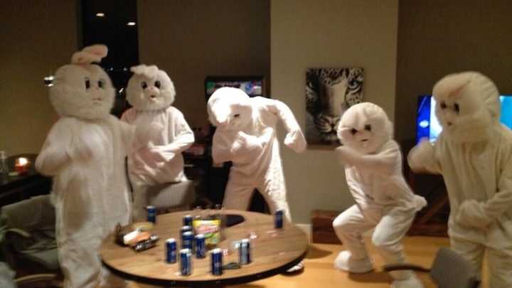 Flyers Defenseman Hal Gill Tweeted the Most Terrifying Halloween Photo of Them All Flyers Defenseman Hal Gill Tweeted the Most Terrifying Halloween Photo of Them All