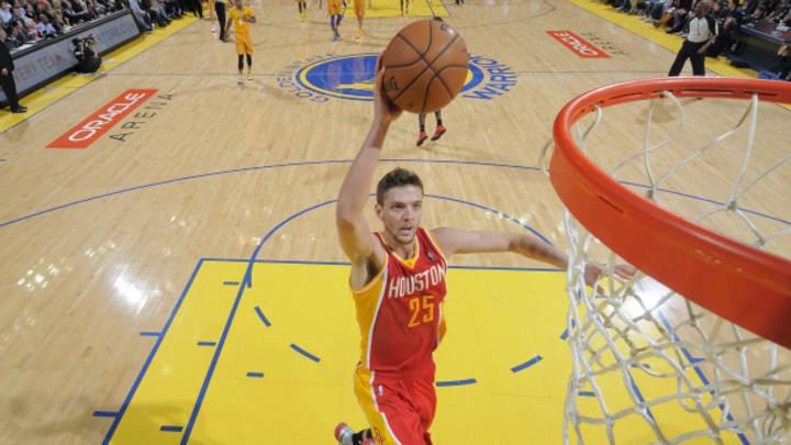 Three-Pointers: Rockets eke out odd victory over slumping Warriors Three-Pointers: Rockets eke out odd victory over slumping Warriors