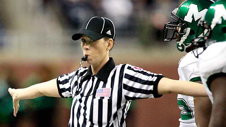 NFL's potential first female official is training with Saints