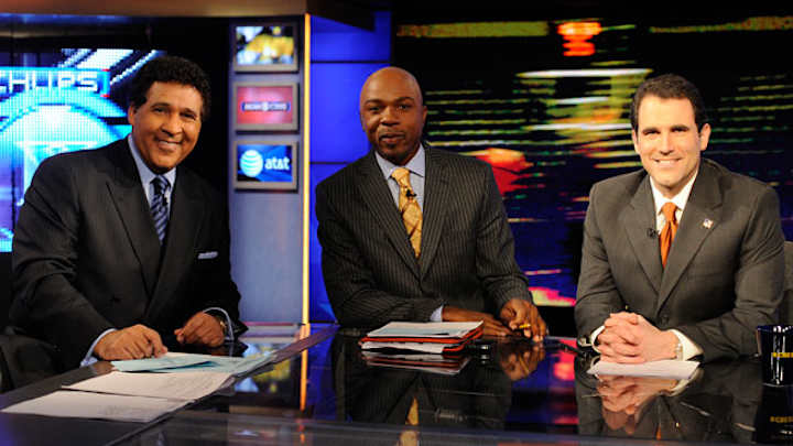 NFL media roundtable; Greg Anthony becomes CBS's lead hoops analyst