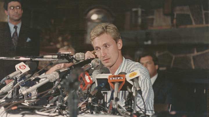 Wayne Gretzky trade rumors defied media and belief for weeks