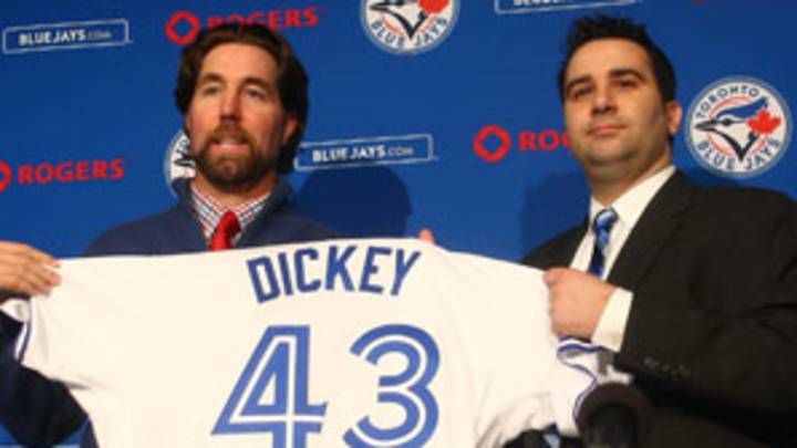 Dickey thrilled to be be joining "all in" Blue Jays