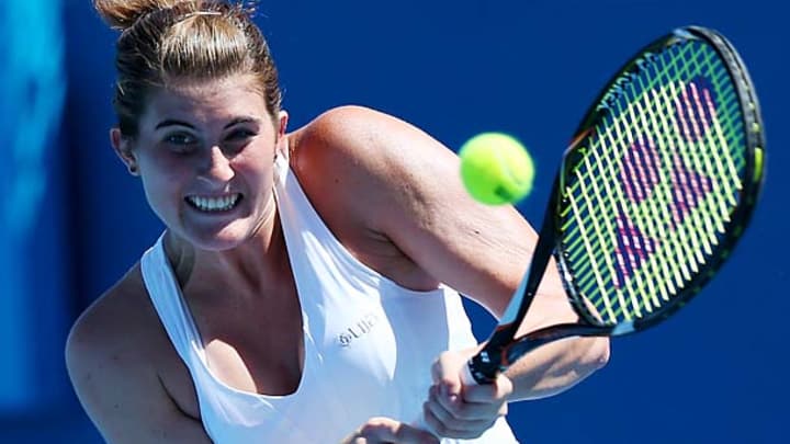 Rebecca Marino quits tennis, cites depression, Internet abuse