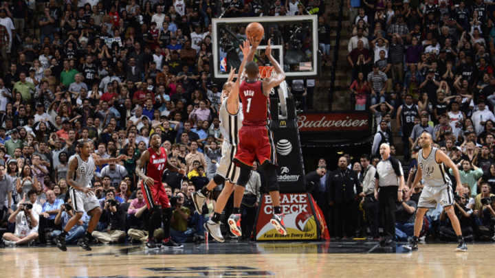 Chris Bosh fined $5,000 for Game 4 flop