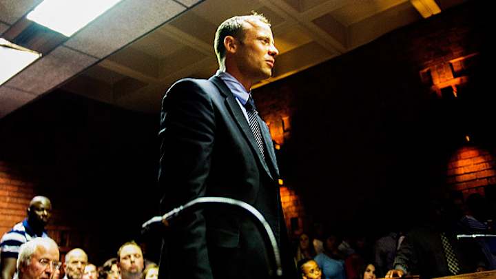 Pistorius planning private memorial service for Steenkamp