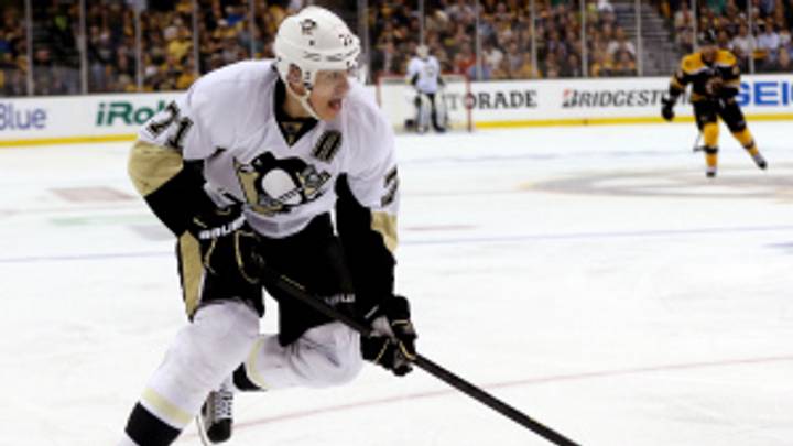 Evgeni Malkin inks 8-year, $76M extension with Penguins Evgeni Malkin inks 8-year, $76M extension with Penguins