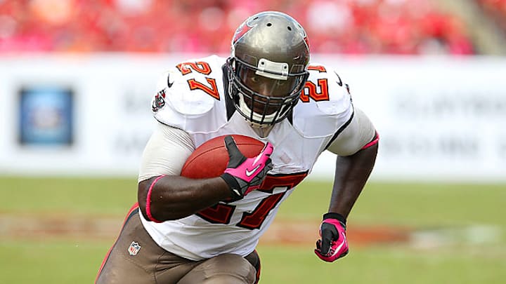 Patriots trade for running back LeGarrette Blount