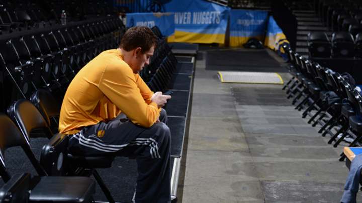 Warriors' David Lee undergoes surgery on torn hip flexor