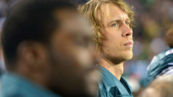 Nick Foles passes concussion test, cleared for Eagles-Raiders on Sunday