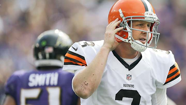 Browns QB Brandon Weeden unlikely to need surgery