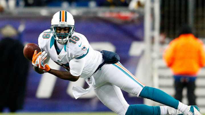 Report: Dolphins WR Armon Binns out for season with torn ACL, MCL