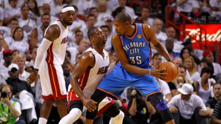 Kevin Durant, Dwyane Wade trade barbs over SI.com's top NBA players