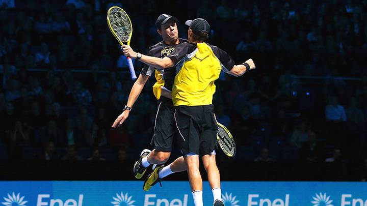 Bryan Brothers secure first victory at ATP World Tour Finals