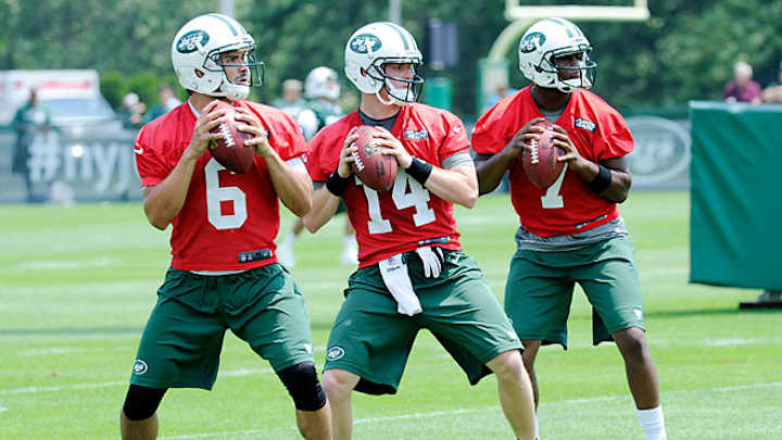 Jets far from ready to name starter at quarterback