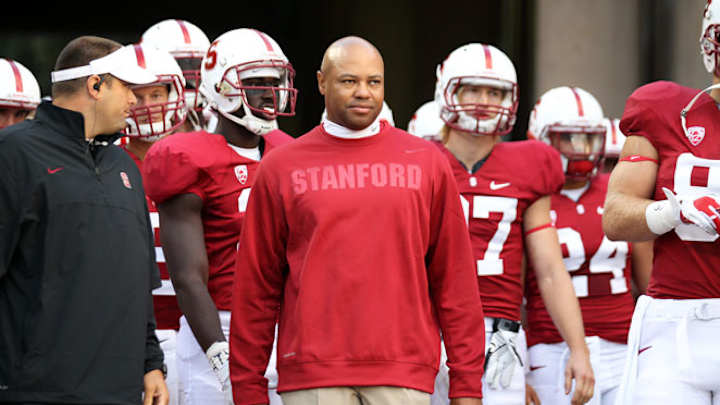 Stanford promotes Mike Bloomgren to offensive coordinator