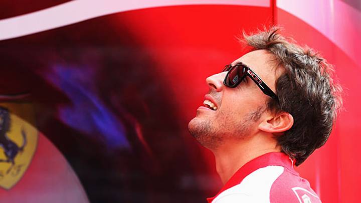 Fernando Alonso optimistic he can close F1 gap on Vettel