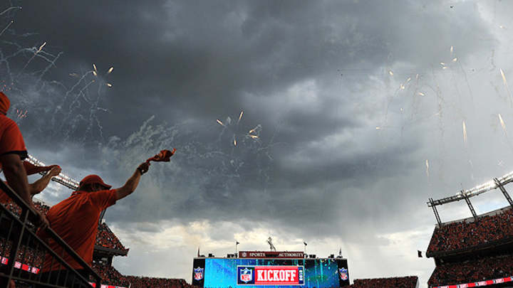 Weather delays Ravens-Broncos season opener; Twitter reacts Weather delays Ravens-Broncos season opener; Twitter reacts