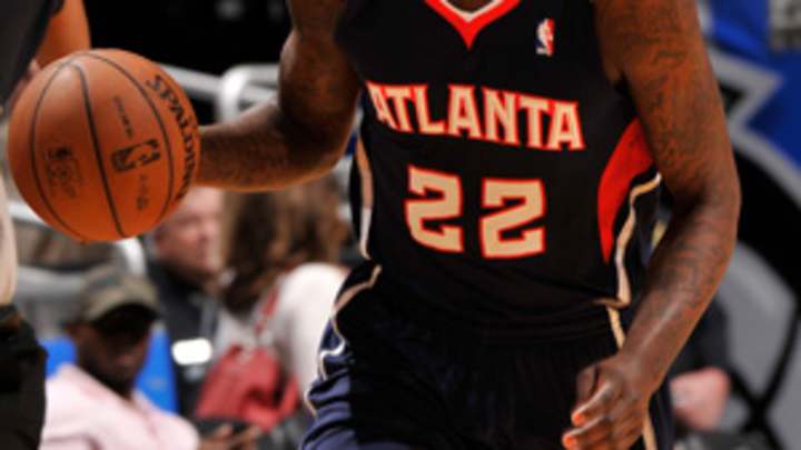 Reports: Hawks agree to trade Anthony Morrow to Mavericks for Dahntay Jones