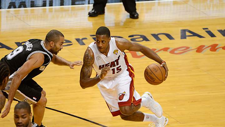 Fast Breaks: Chalmers, defense help Heat even Finals vs. Spurs