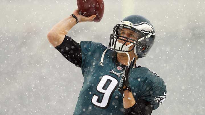 Nick Foles throws first interception of the season in blizzard-like conditions