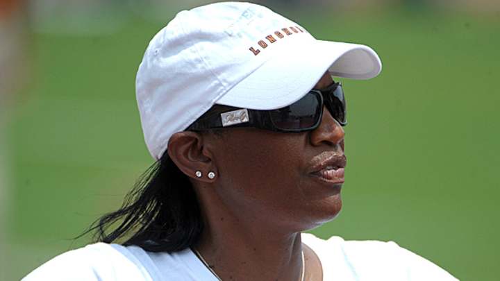 Texas regents mull coaches' conduct with students