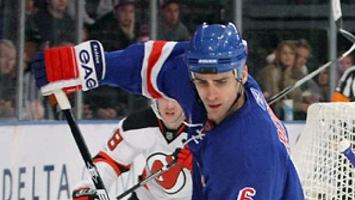 Blues sign D Redden after Rangers let him go