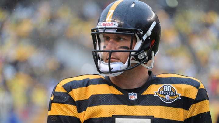 The Steelers Are Wearing Their Bumblebee Throwback Uniforms Again This Week