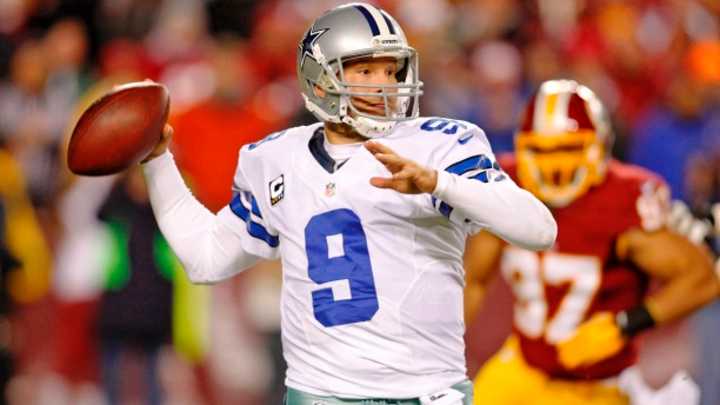 Tony Romo signs $108 million extension to stay with Cowboys Tony Romo signs $108 million extension to stay with Cowboys