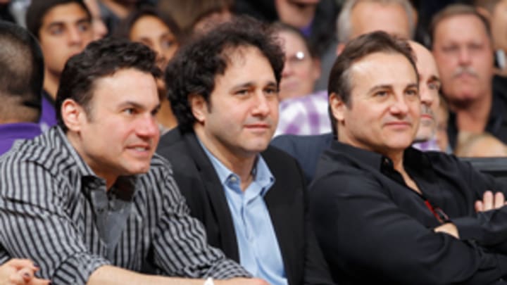 Report: Maloofs willing to accept matching Sacramento bid, want NHL or MLB team