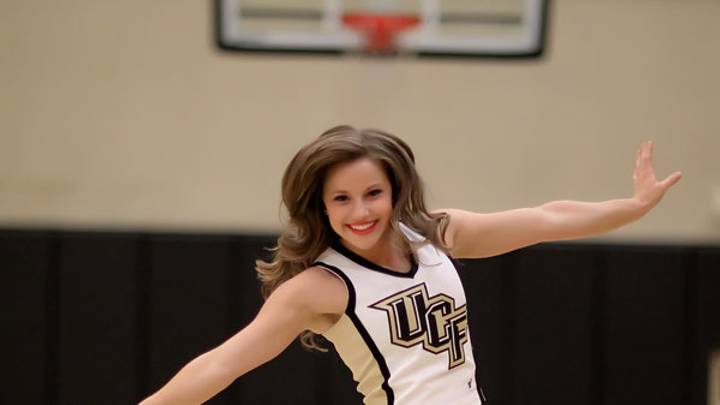 Cheerleader of the Week Cheerleader of the Week