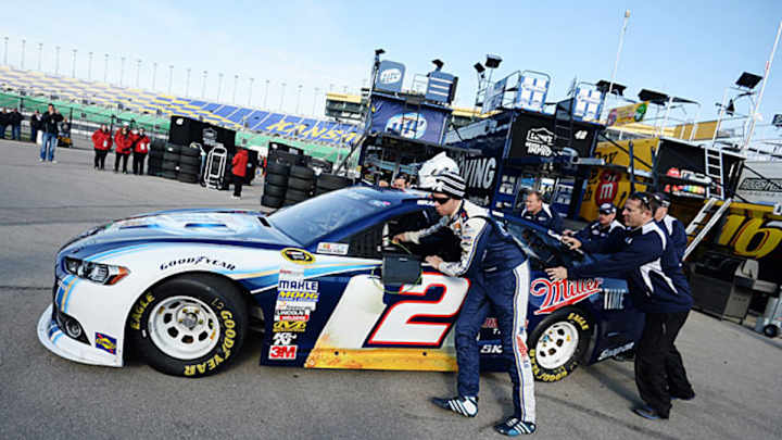 Brad Keselowski shows resiliency with ride at Kansas