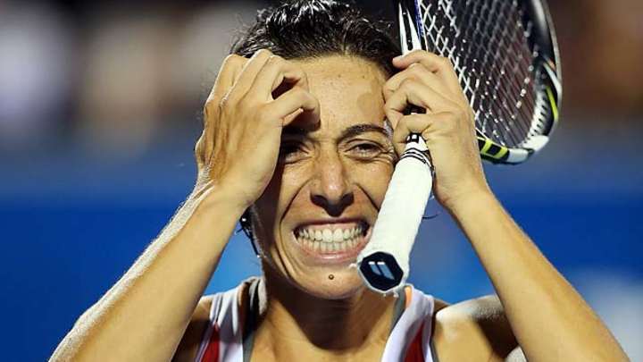 Schiavone, top seed out in first round in Hobart