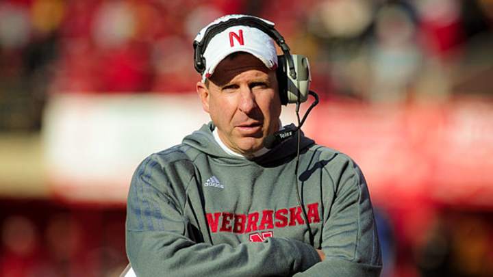 Nebraska AD Shawn Eichorst backs Cornhuskers coach Bo Pelini in statement Nebraska AD Shawn Eichorst backs Cornhuskers coach Bo Pelini in statement