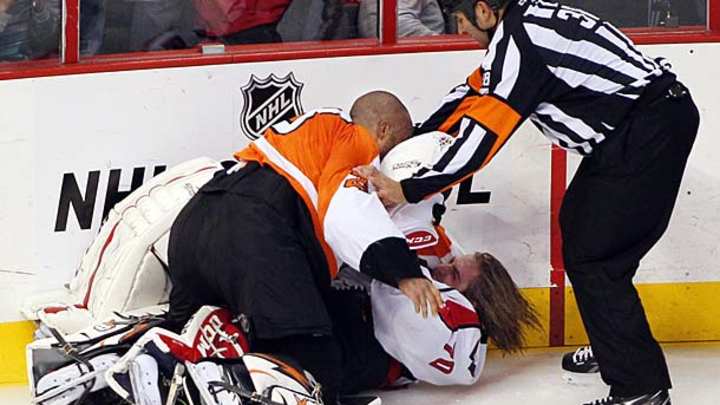 Top Line: Ray Emery vs. Braden Holtby fight sparks rules talk; more links