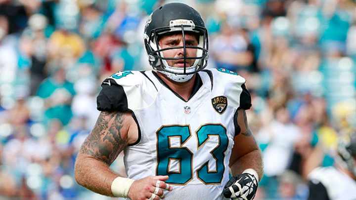 Brad Meester makes first career catch in final home game