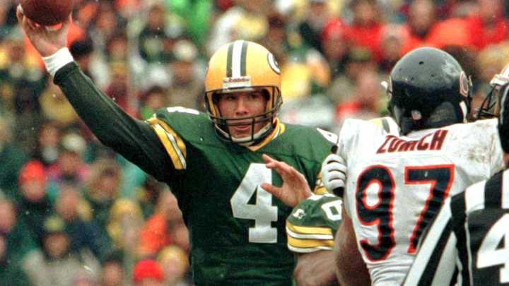 Brett Favre's Greatest Career Moments