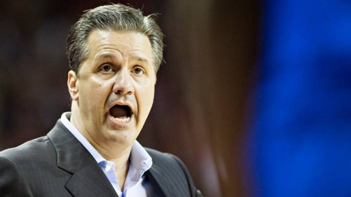 Kentucky tops AP preseason men's college basketball poll