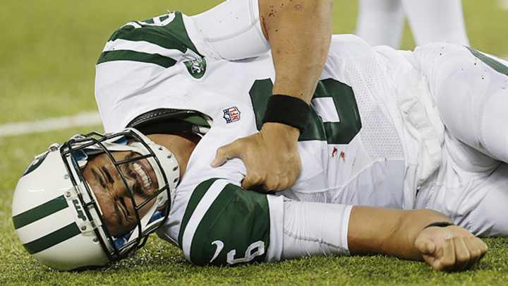 Mark Sanchez reportedly opts for shoulder surgery, ending 2013 season