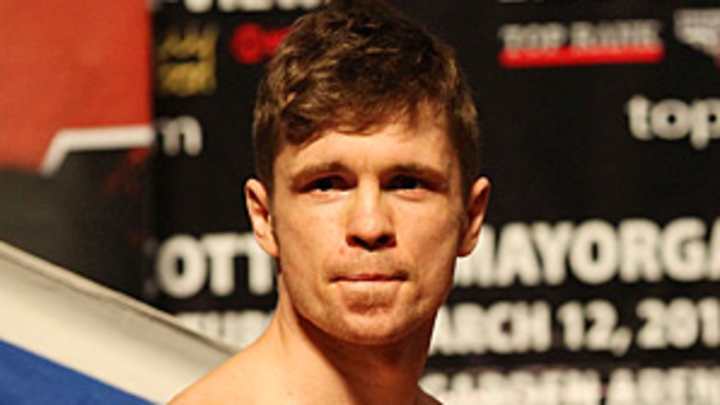 After injury, Foreman eases back into boxing with win