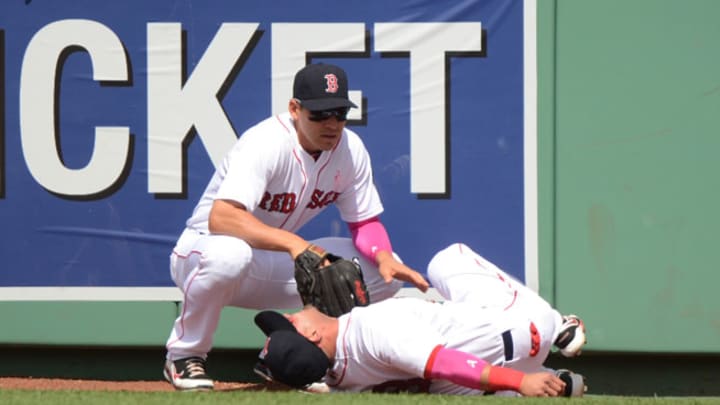 Red Sox's Shane Victorino cleared to play after running into wall