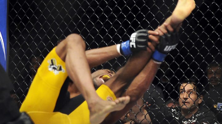UFC's Anderson Silva could fight again after broken leg