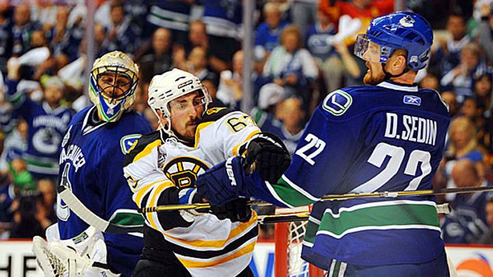 NHL playoffs: Bruins crush Penguins 6-1, lead Eastern Conference Finals 2-0