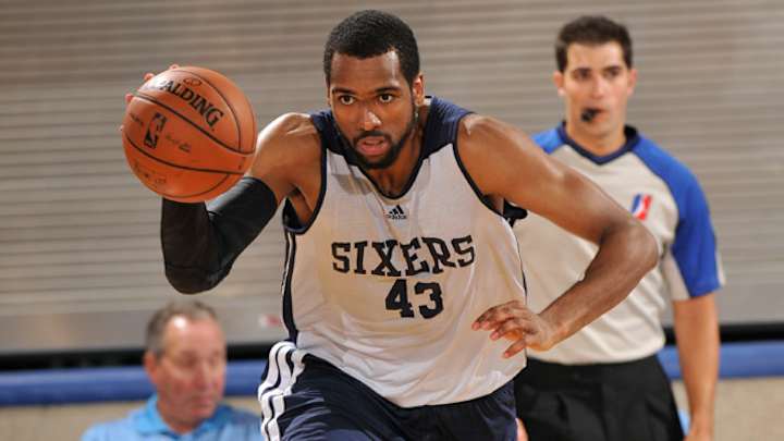 Bobcats sign former Syracuse star James Southerland