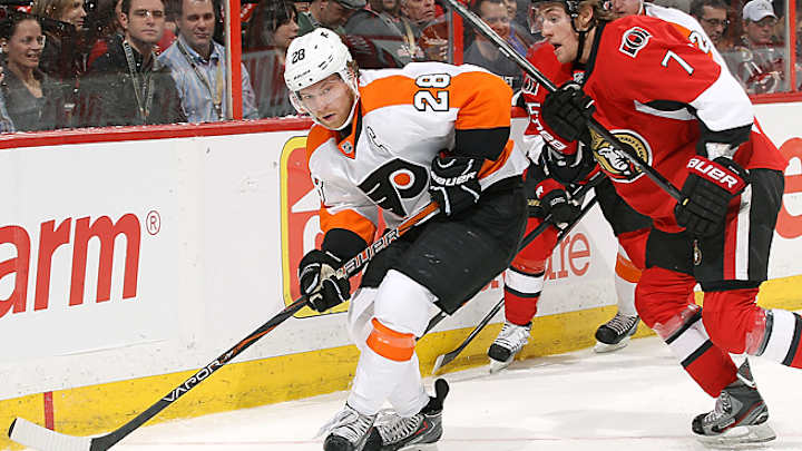 Flyers' Claude Giroux has finger surgery