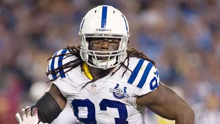 Watch: Colts' Erik Walden could face fine or suspension after headbutting Delanie Walker
